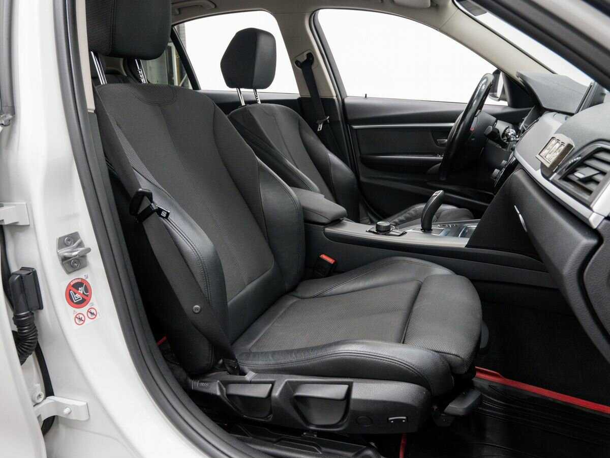 BMW 3 серии б/у, 2017, Автоматическая. Фото: #7