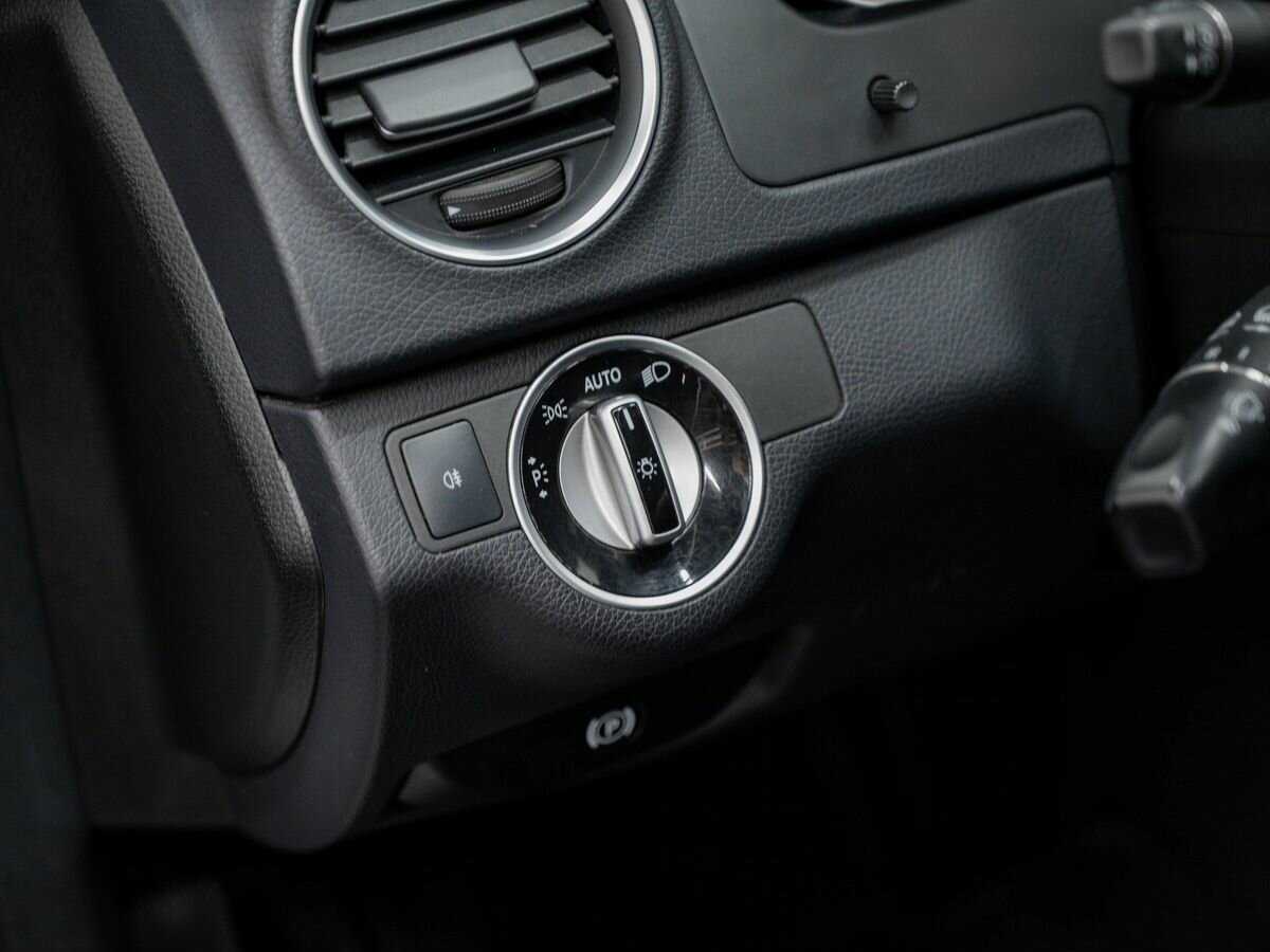 Mercedes-Benz C-Класс б/у, 2012, Автоматическая. Фото: #16