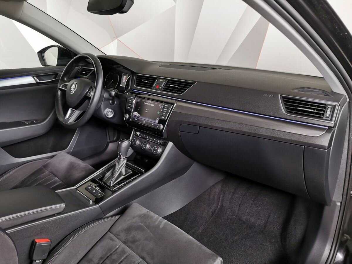 Skoda Superb б/у, 2017, Роботизированная. Фото: #8