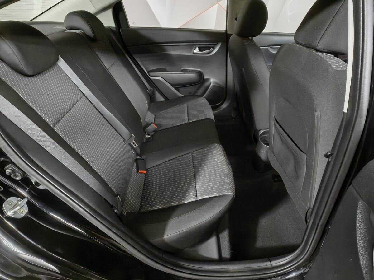 Kia Rio б/у, 2017, Автоматическая. Фото: #11