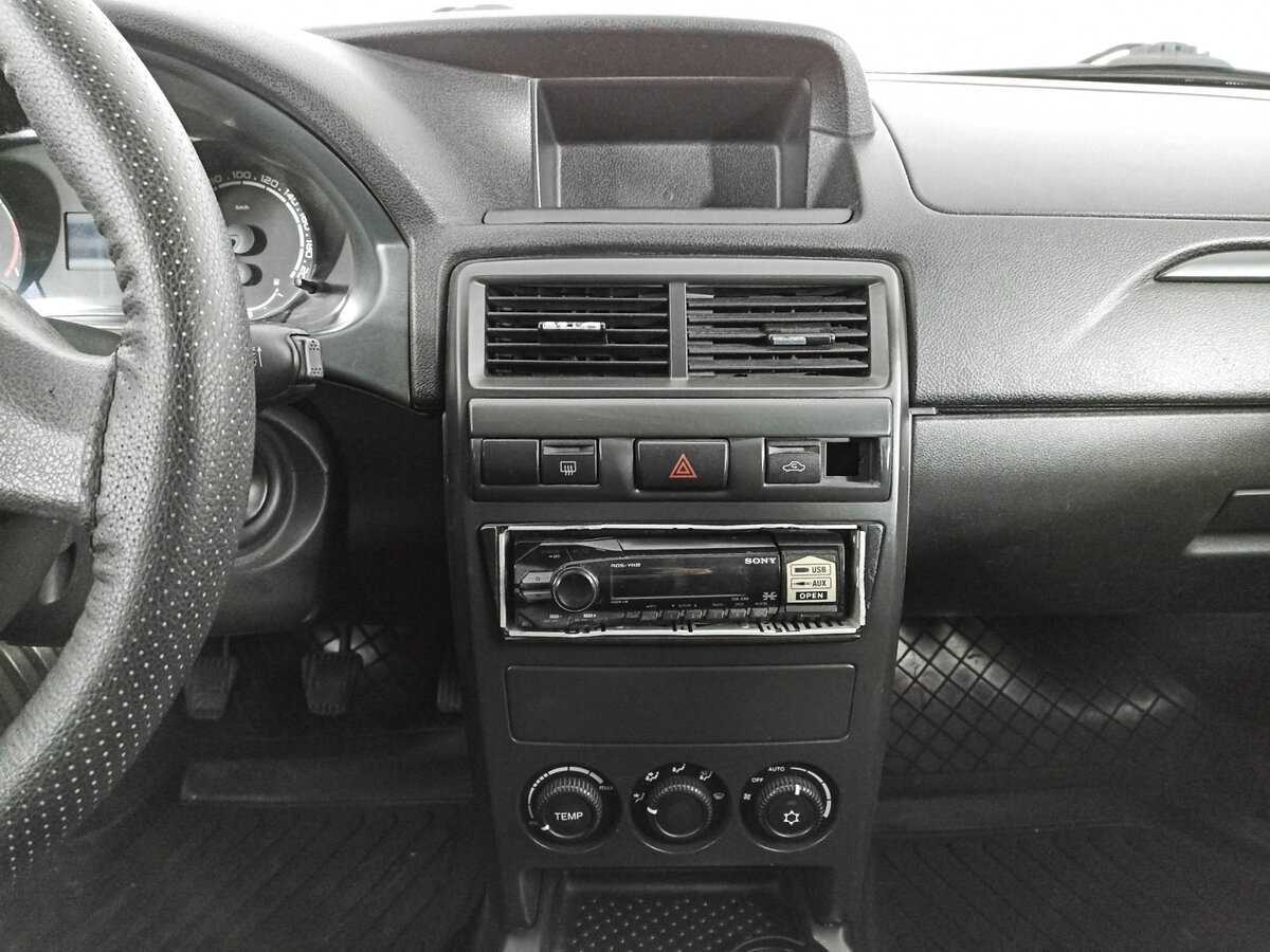 Lada (ВАЗ) Priora б/у, 2016, Механическая. Фото: #12