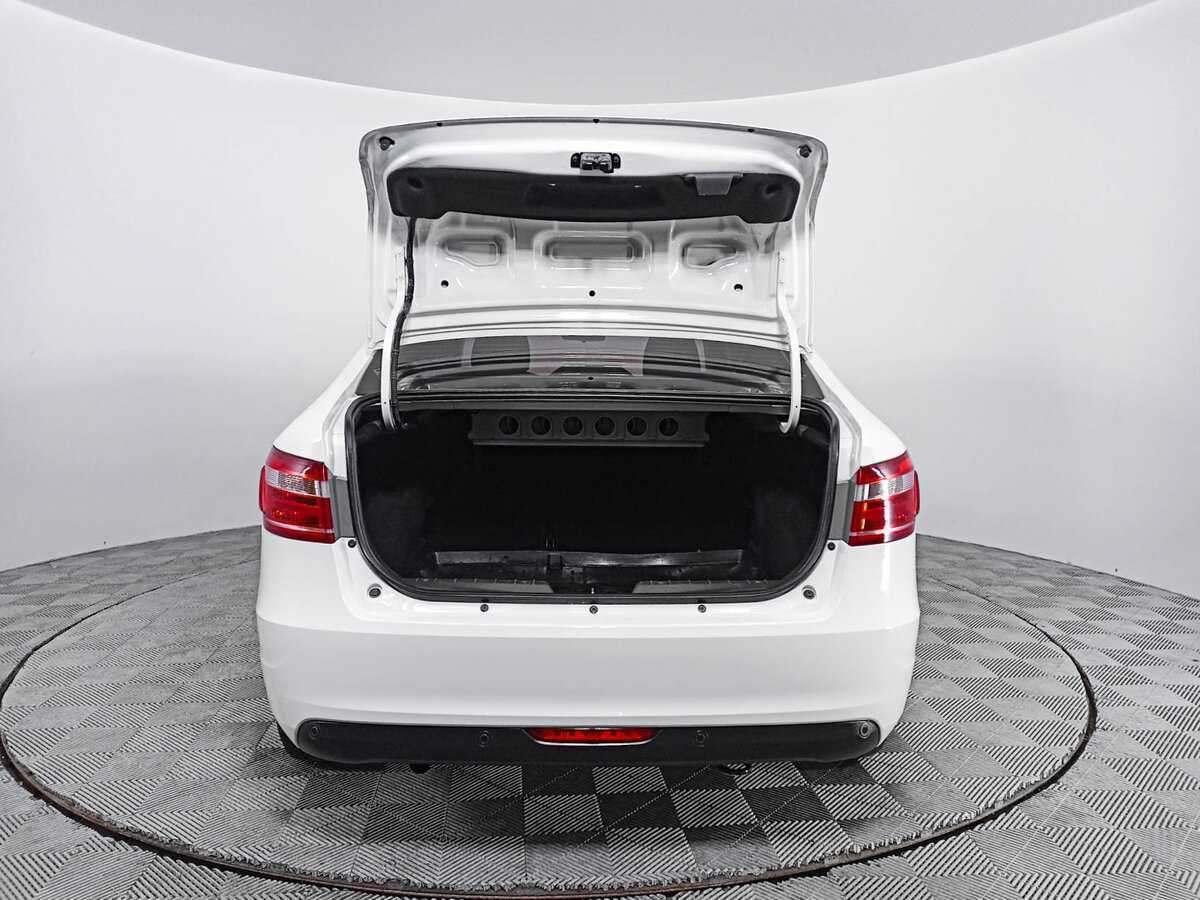 Лада (ВАЗ) Веста б/у, 2017, Механическая. Фото: #9