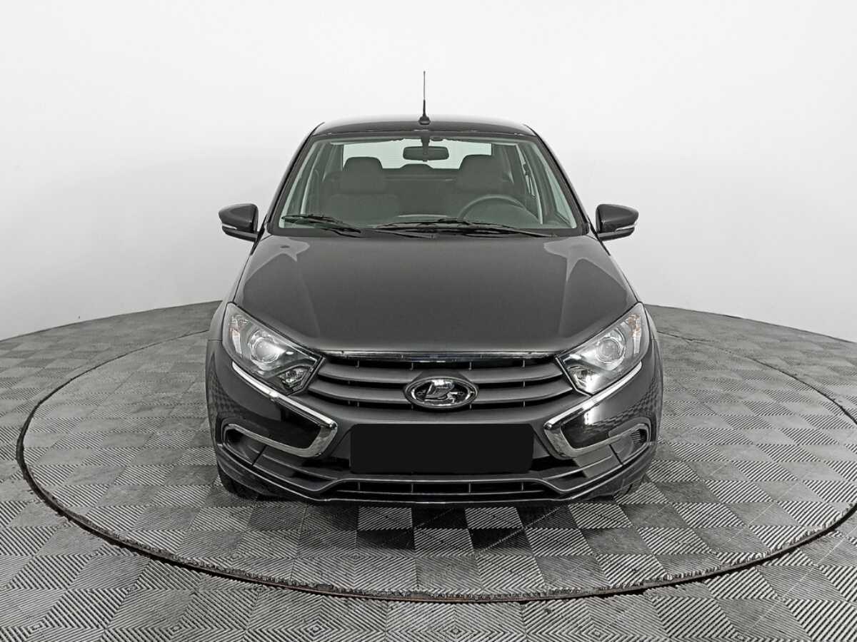 Лада (ВАЗ) Гранта б/у, 2024, Механическая. Фото: #1