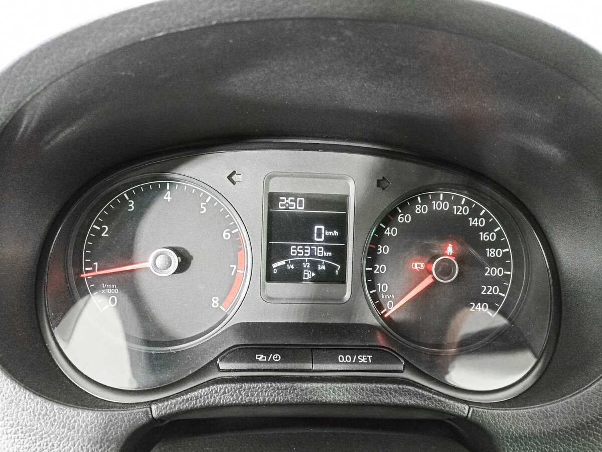 Volkswagen Polo б/у, 2018, Механическая. Фото: #10