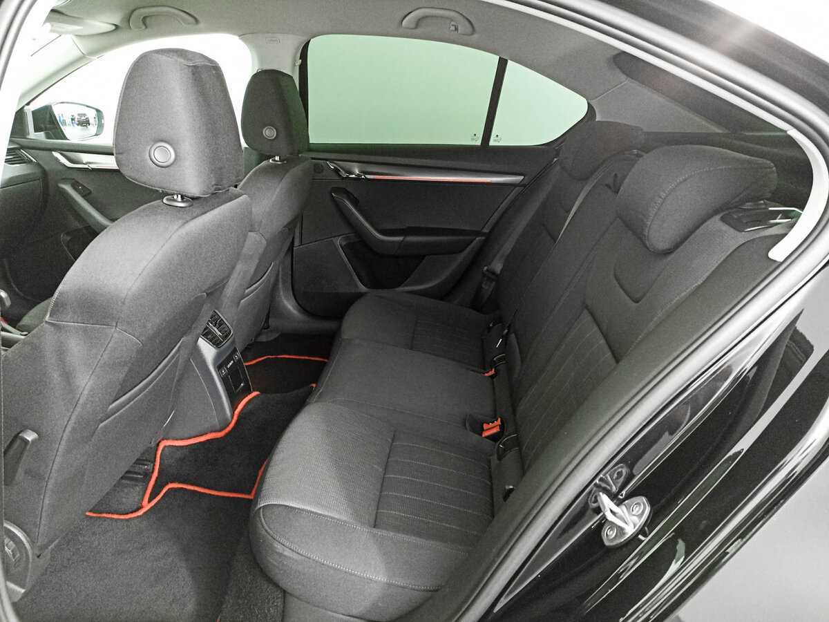 Skoda Octavia б/у, 2018, Роботизированная. Фото: #9