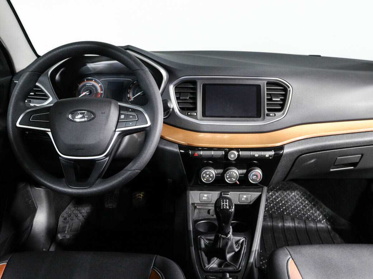 Лада (ВАЗ) Веста б/у, 2023, Механическая. Фото: #9