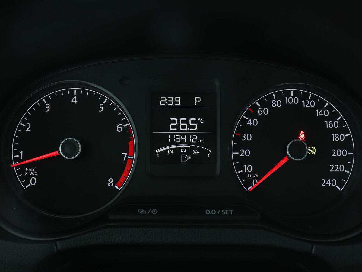 Volkswagen Polo б/у, 2017, Роботизированная. Фото: #6