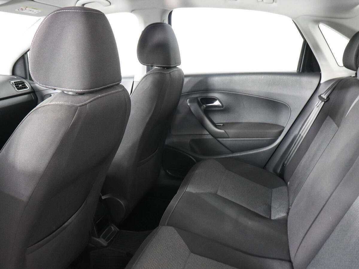 Volkswagen Polo б/у, 2017, Роботизированная. Фото: #7