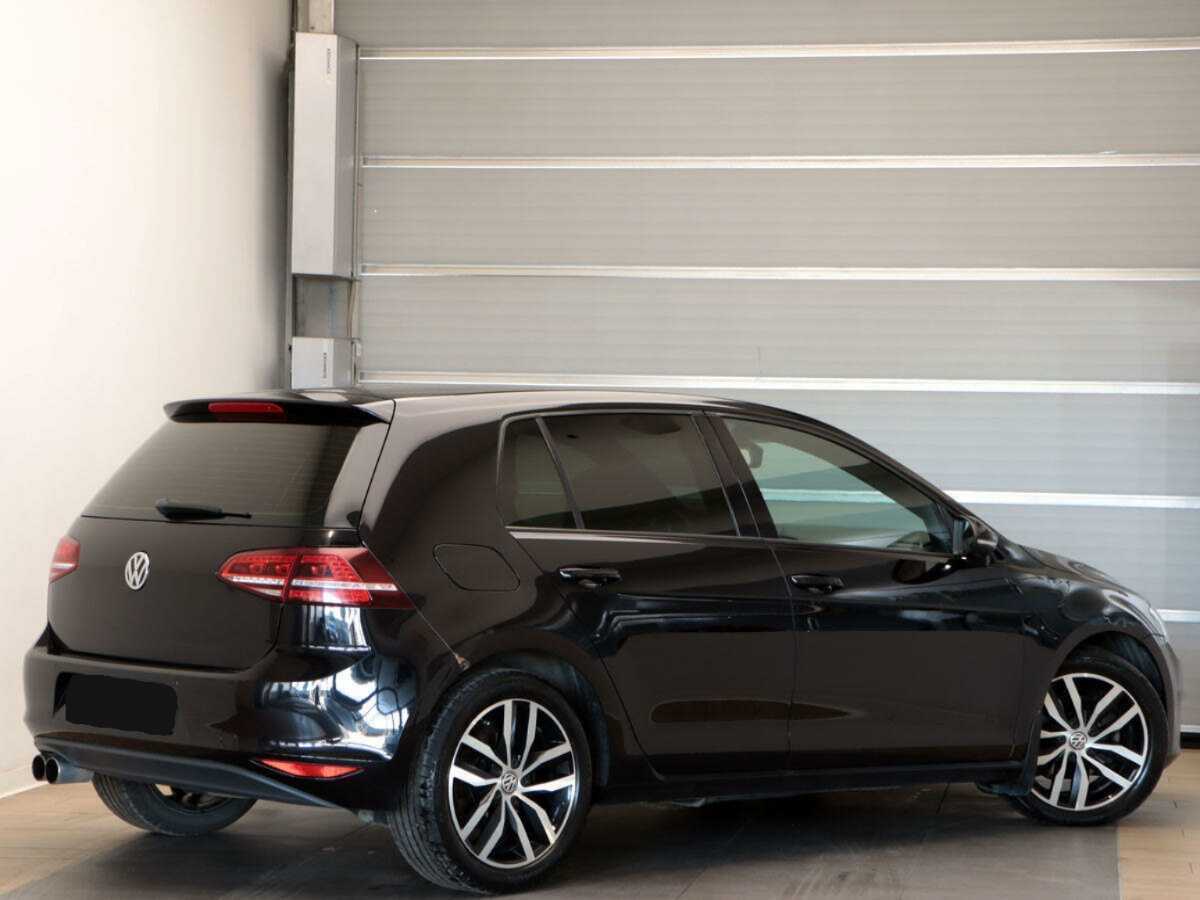 Volkswagen Golf б/у, 2013, Механическая. Фото: #3