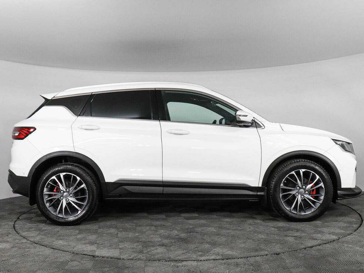 Geely Coolray б/у, 2023, Роботизированная. Фото: #3