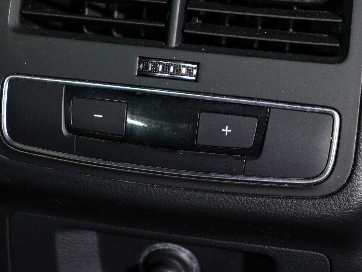 Audi A4 б/у, 2018, Роботизированная. Фото: #13