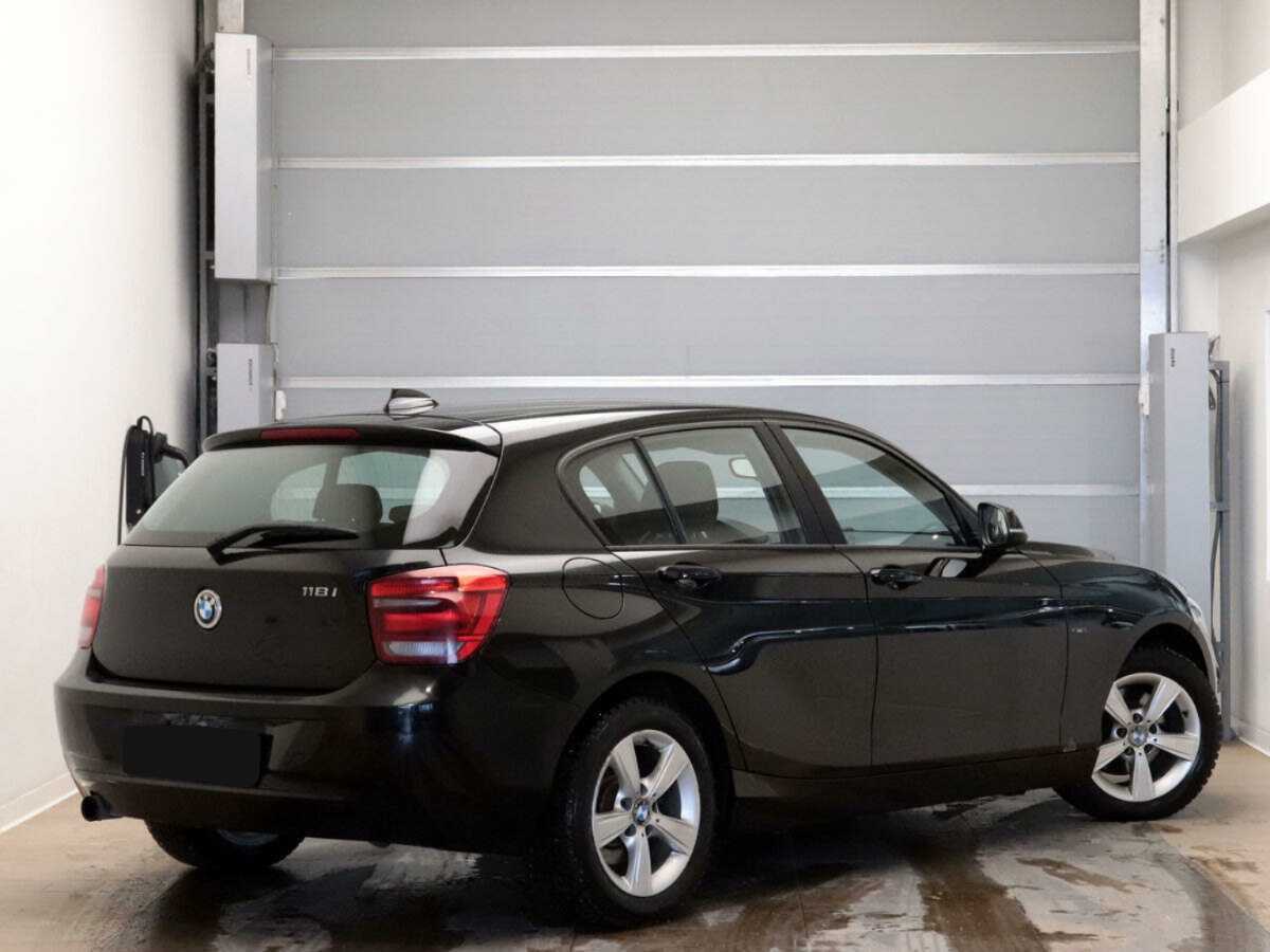 BMW 1 серии б/у, 2012, Автоматическая. Фото: #3