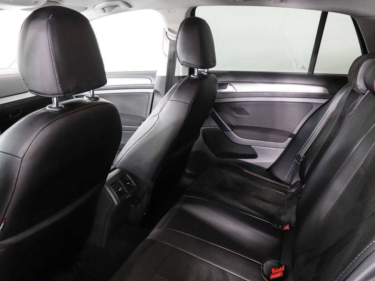 Volkswagen Golf б/у, 2013, Роботизированная. Фото: #9