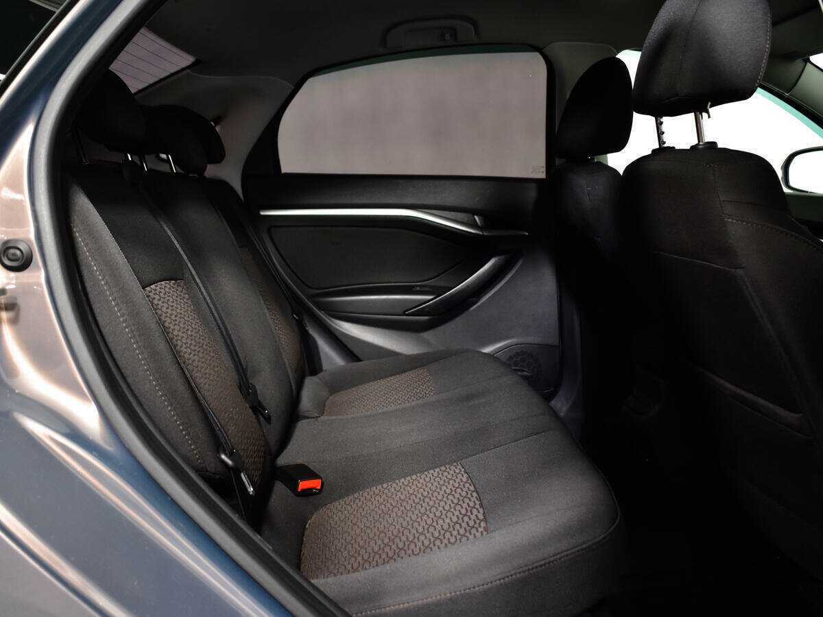 Лада (ВАЗ) Веста б/у, 2019, Механическая. Фото: #9