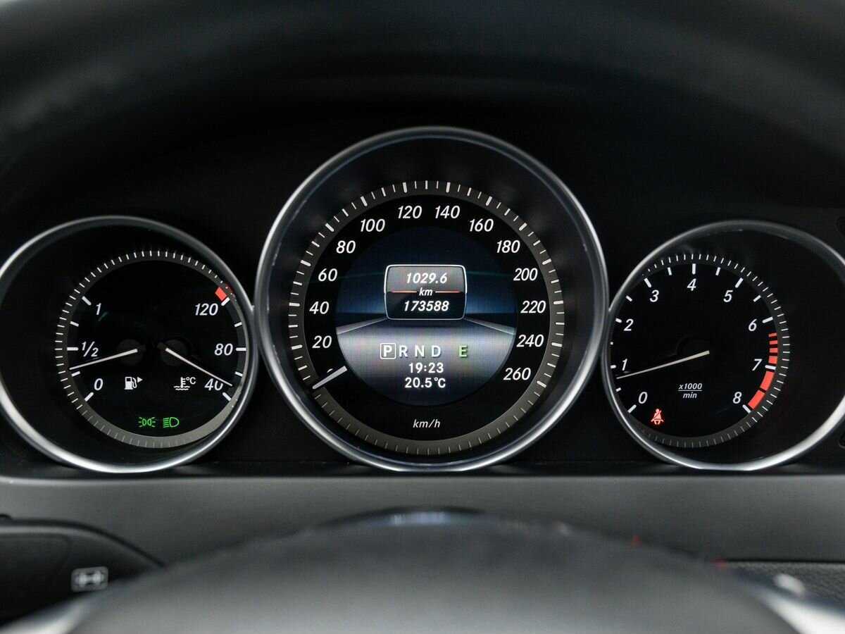 Mercedes-Benz C-Класс б/у, 2013, Автоматическая. Фото: #20