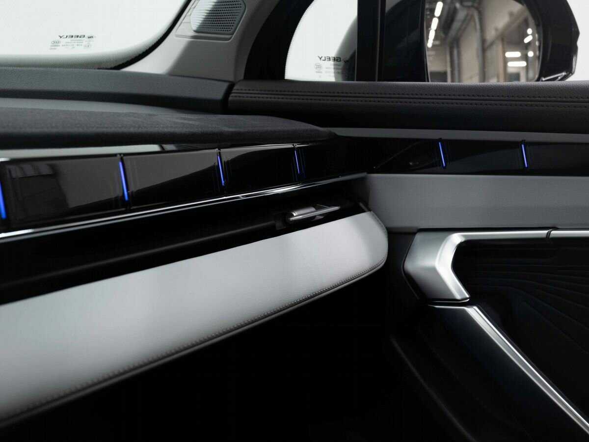 Geely Atlas б/у, 2023, Роботизированная. Фото: #26