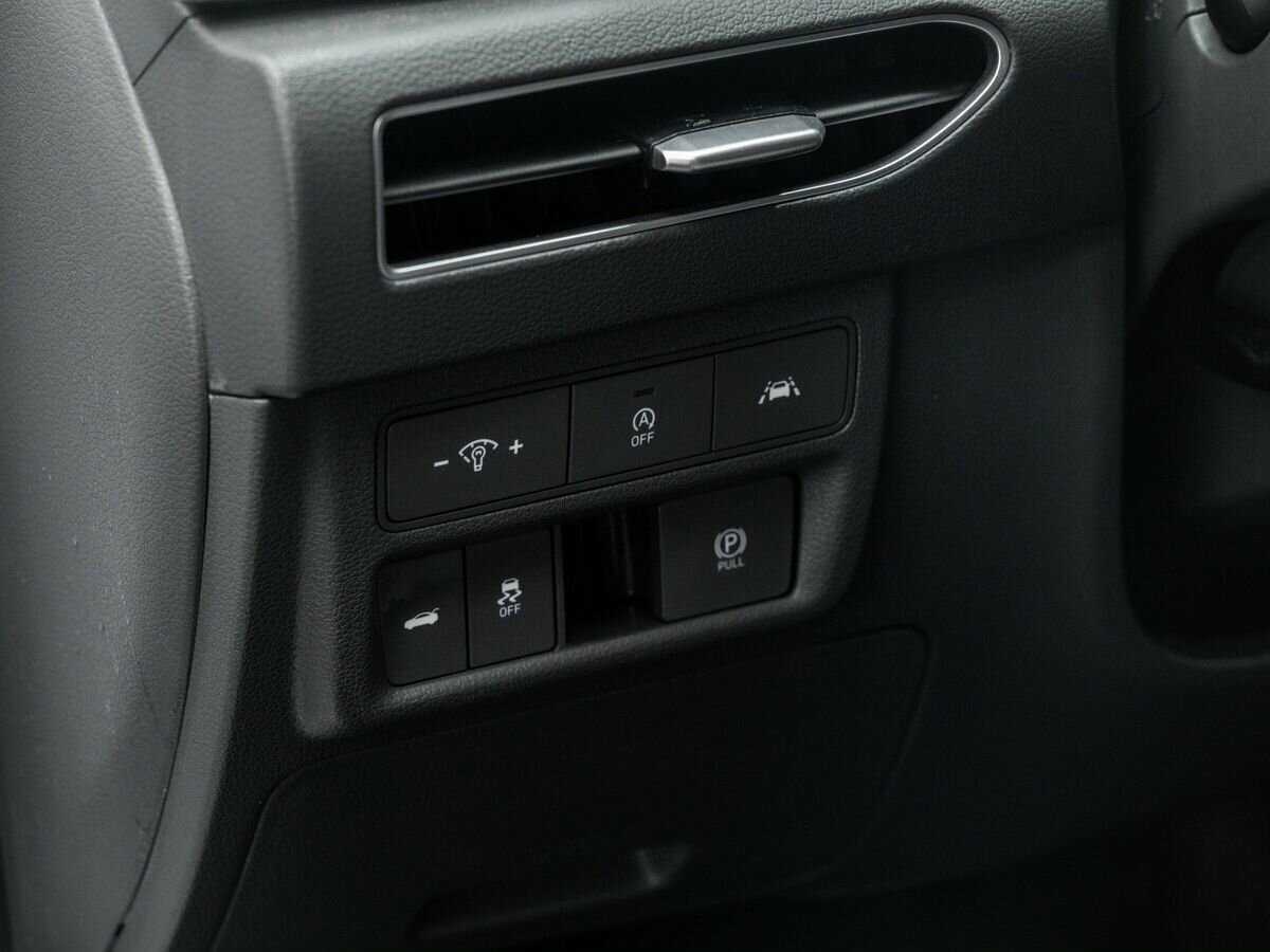 Hyundai Sonata б/у, 2019, Автоматическая. Фото: #17