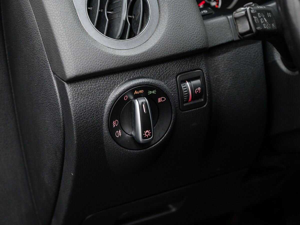 Фольксваген Тигуан б/у, 2013, Автоматическая. Фото: #14