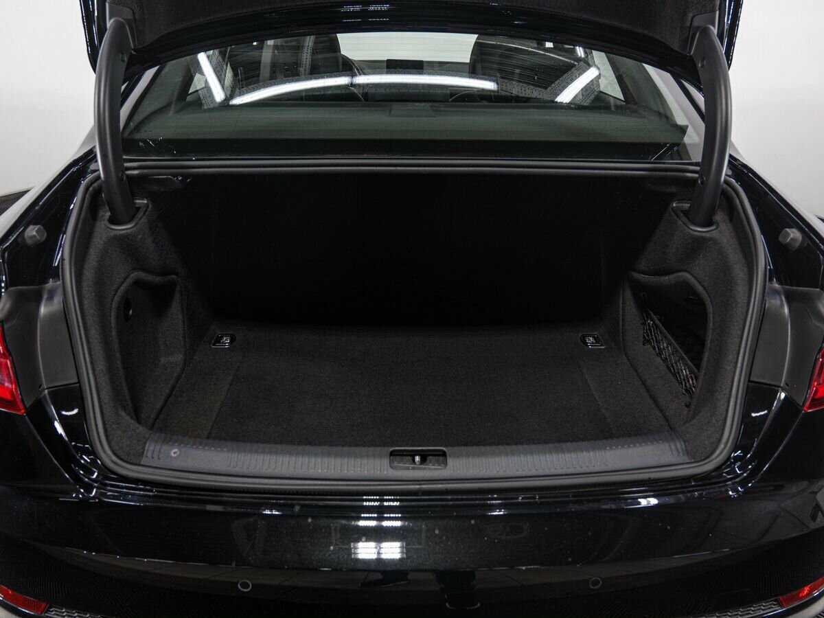 Audi A4 б/у, 2018, Роботизированная. Фото: #23