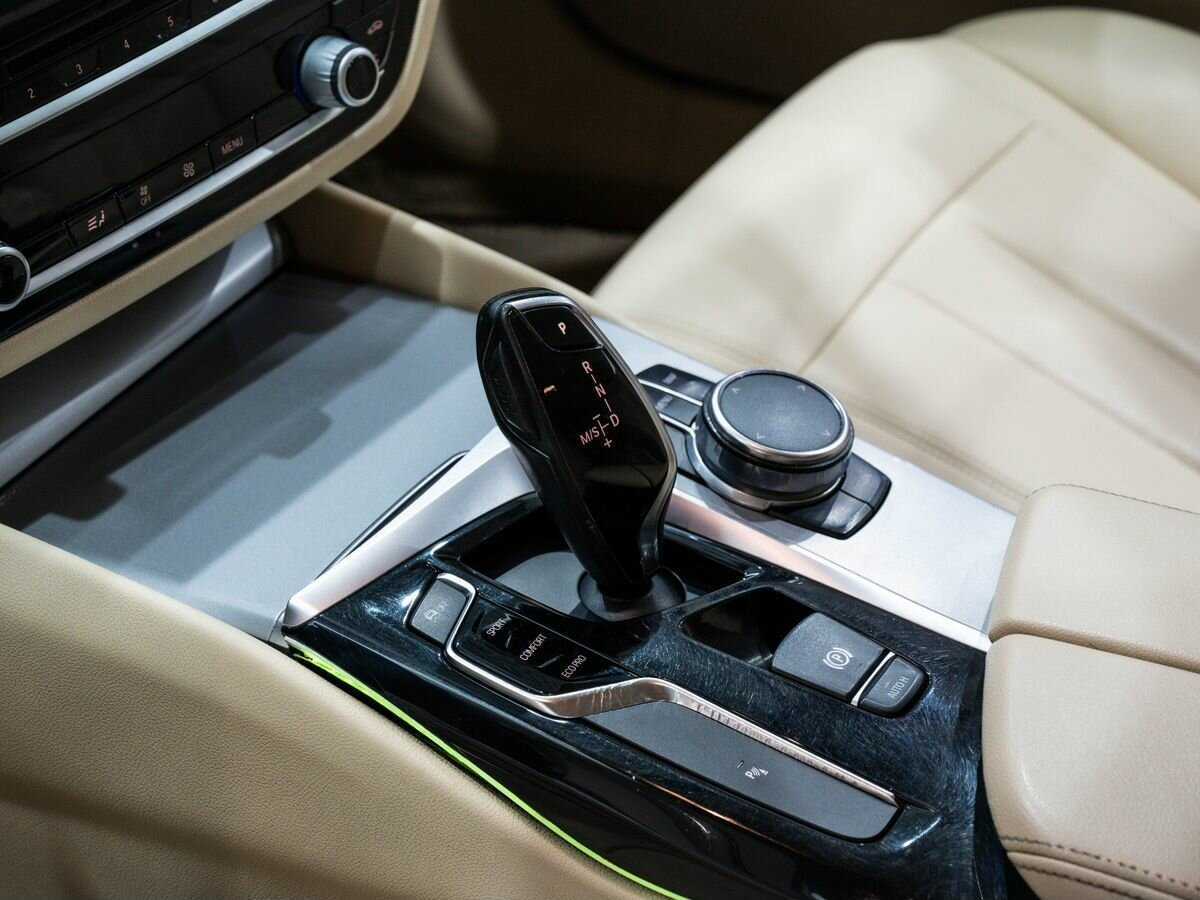 BMW 5 серии б/у, 2017, Автоматическая. Фото: #14