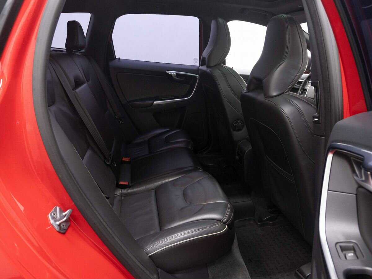 Вольво ИксЦ60 б/у, 2014, Автоматическая. Фото: #10