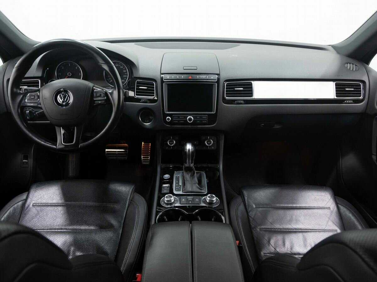 Volkswagen Touareg б/у, 2017, Автоматическая. Фото: #13