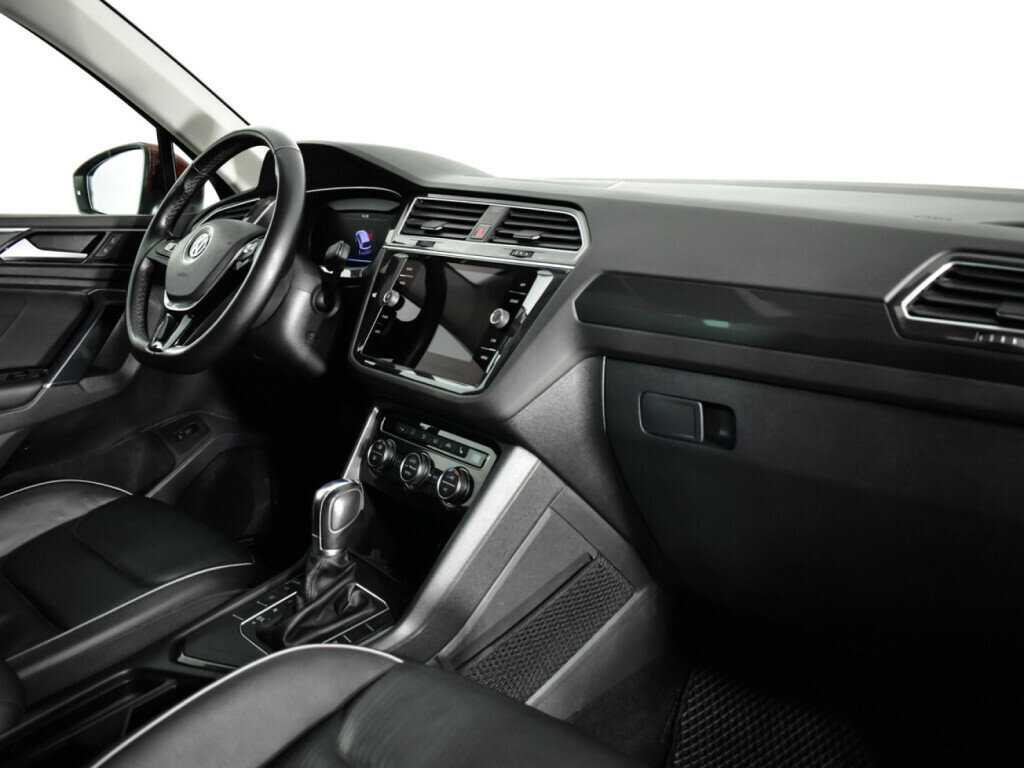 Volkswagen Tiguan б/у, 2018, Роботизированная. Фото: #8