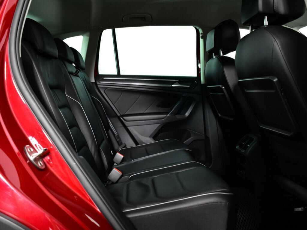 Volkswagen Tiguan б/у, 2018, Роботизированная. Фото: #9