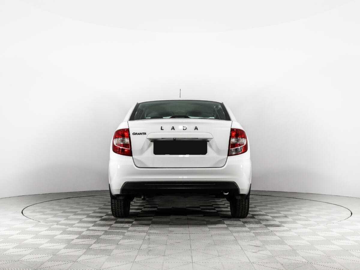 Lada (ВАЗ) Granta б/у, 2023, Механическая. Фото: #5