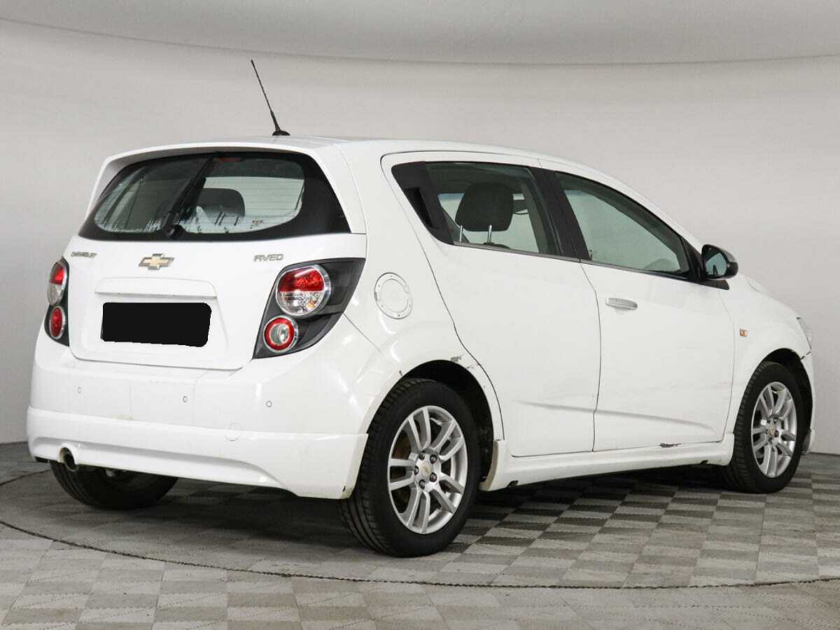 Chevrolet Aveo б/у, 2014, Автоматическая. Фото: #2