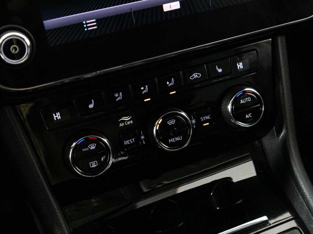 Шкода Суперб б/у, 2018, Роботизированная. Фото: #16