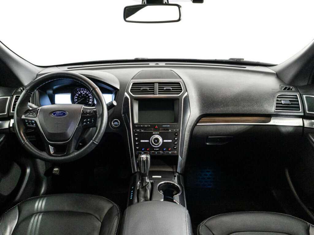 Ford Explorer б/у, 2018, Автоматическая. Фото: #12