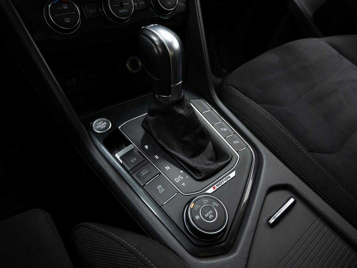 Volkswagen Tiguan б/у, 2017, Роботизированная. Фото: #23