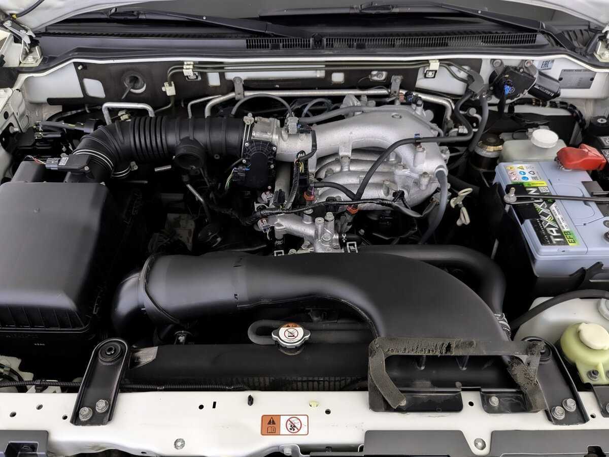 Mitsubishi Pajero б/у, 2019, Автоматическая. Фото: #8