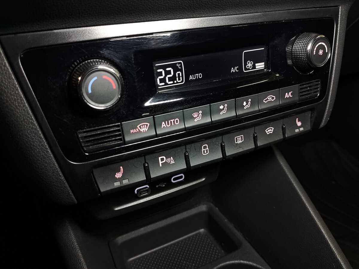 Volkswagen Polo б/у, 2021, Автоматическая. Фото: #20