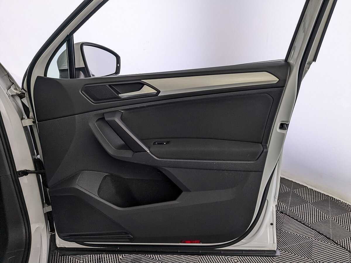 Volkswagen Tiguan б/у, 2018, Роботизированная. Фото: #24