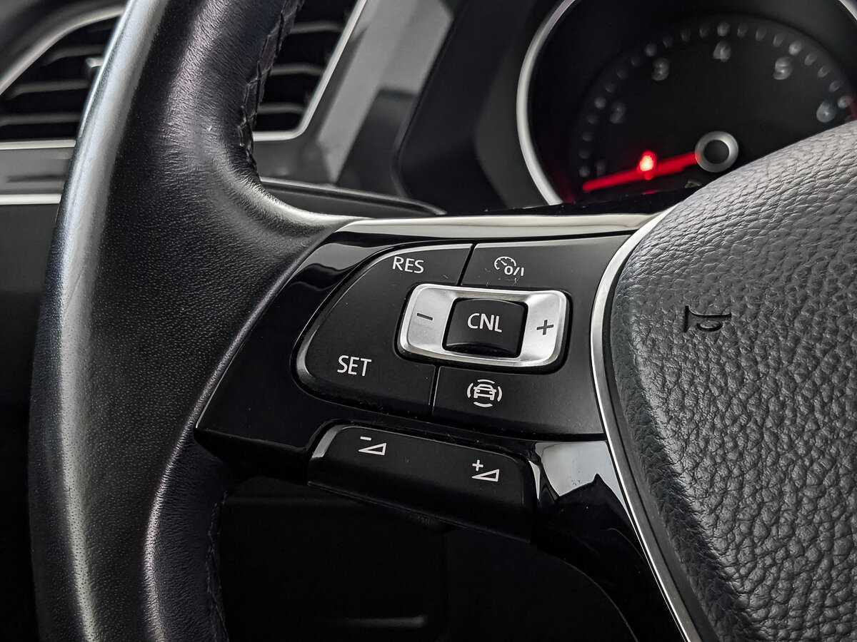 Volkswagen Tiguan б/у, 2018, Роботизированная. Фото: #26