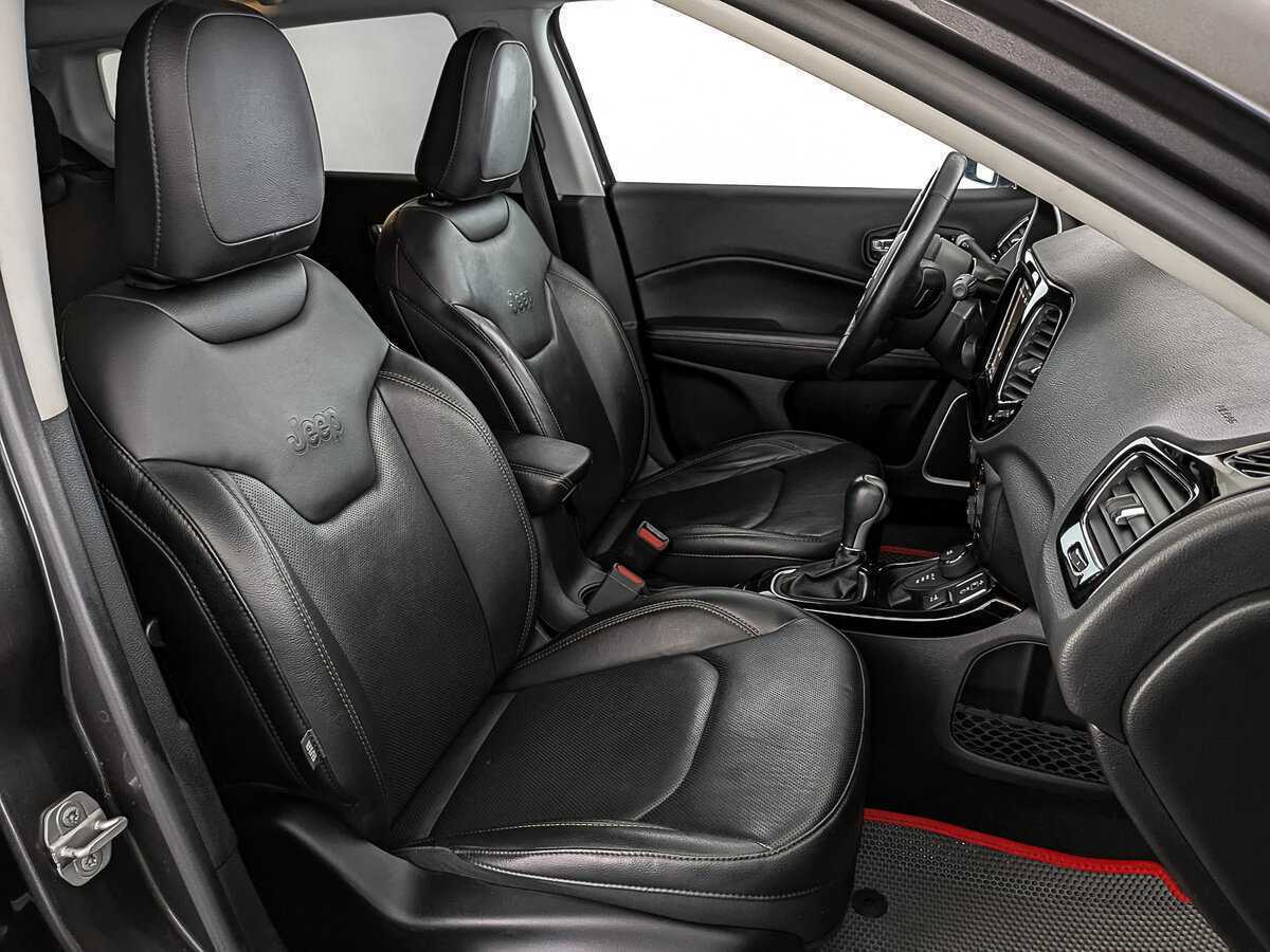 Jeep Compass б/у, 2018, Автоматическая. Фото: #22