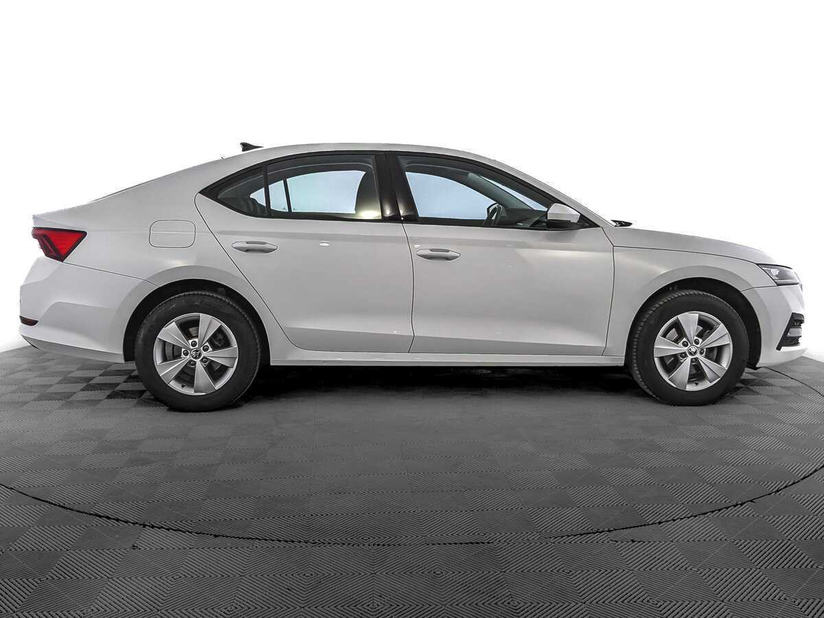 Шкода Октавия б/у, 2021, Автоматическая. Фото: #3