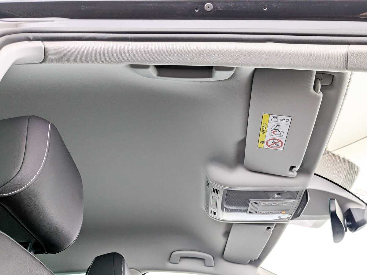 Volkswagen Passat б/у, 2021, Роботизированная. Фото: #22