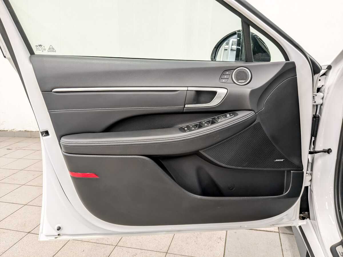 Hyundai Sonata б/у, 2022, Автоматическая. Фото: #18
