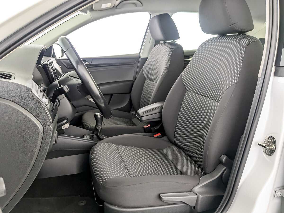 Volkswagen Polo б/у, 2021, Механическая. Фото: #19