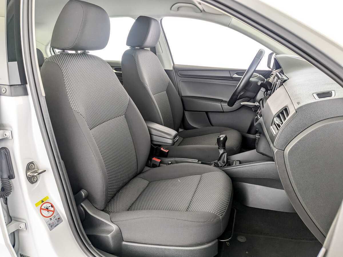 Volkswagen Polo б/у, 2021, Механическая. Фото: #22