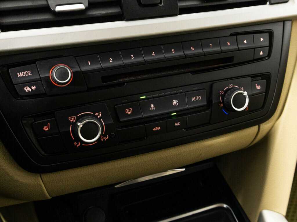 BMW 3 серии б/у, 2014, Автоматическая. Фото: #14