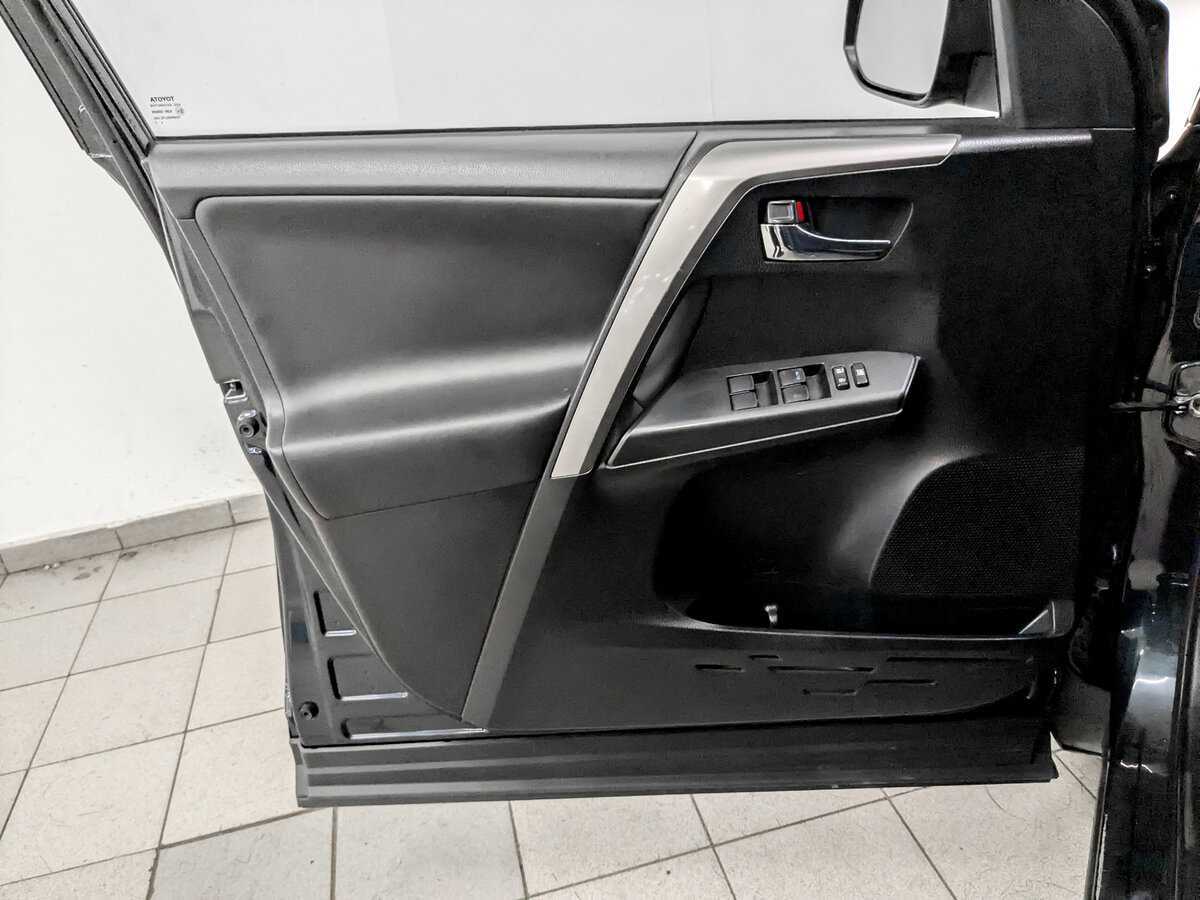 Toyota RAV4 б/у, 2017, Вариатор. Фото: #17