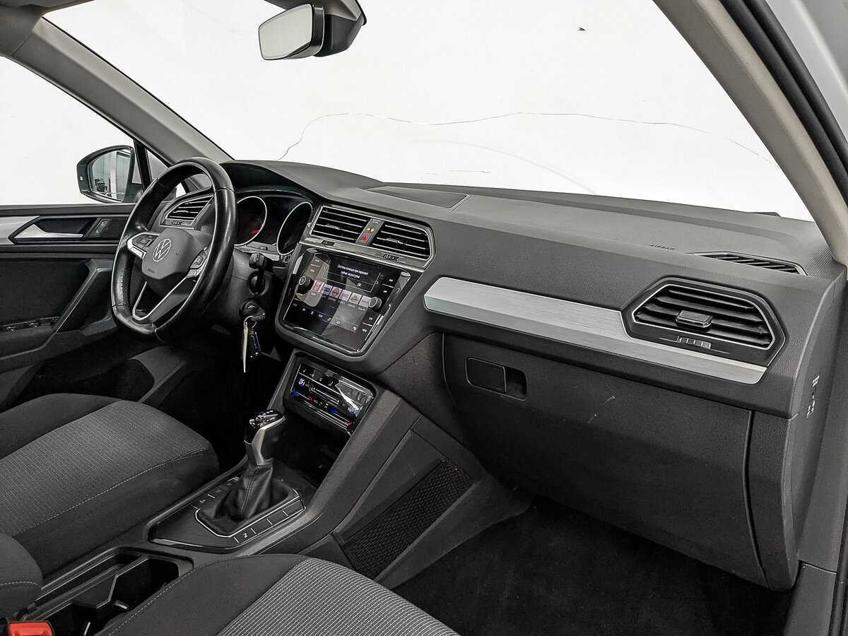 Volkswagen Tiguan б/у, 2021, Роботизированная. Фото: #10