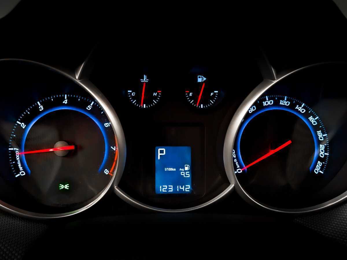 Шевроле Круз б/у, 2013, Автоматическая. Фото: #12