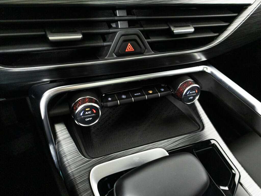 Geely Tugella б/у, 2024, Автоматическая. Фото: #17