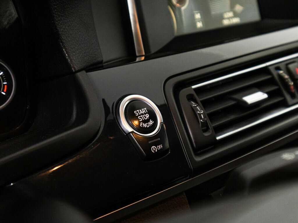 BMW 5 серии б/у, 2015, Автоматическая. Фото: #16