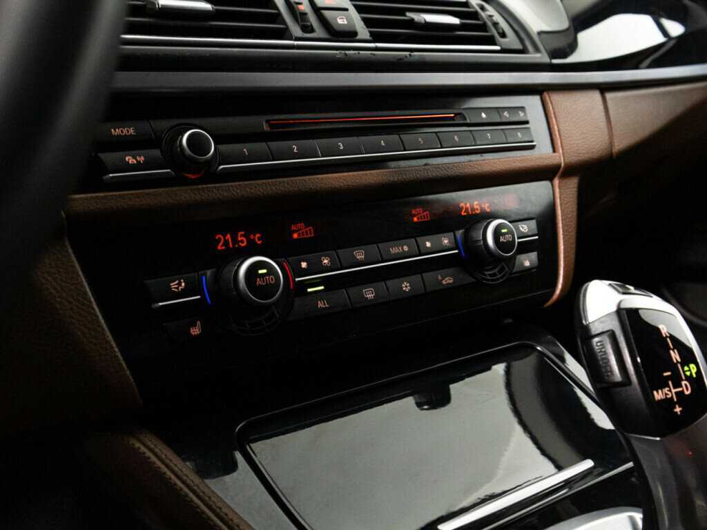 BMW 5 серии б/у, 2012, Автоматическая. Фото: #16